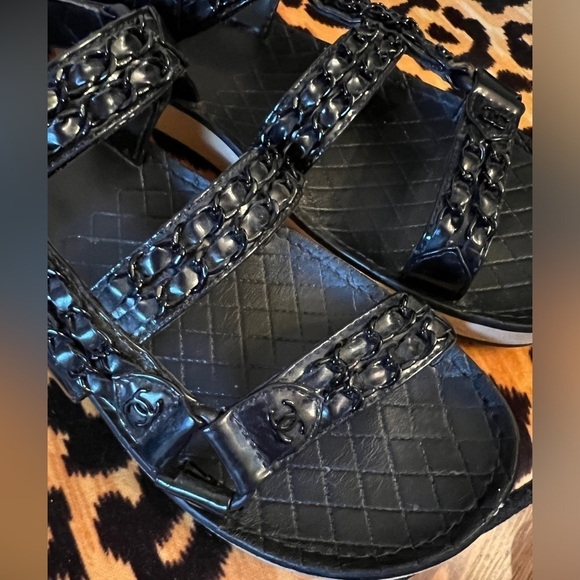 CHANEL Lambskin Chain Black on Black Quilted Dad Velcro Sandals - Picture 9 of 13